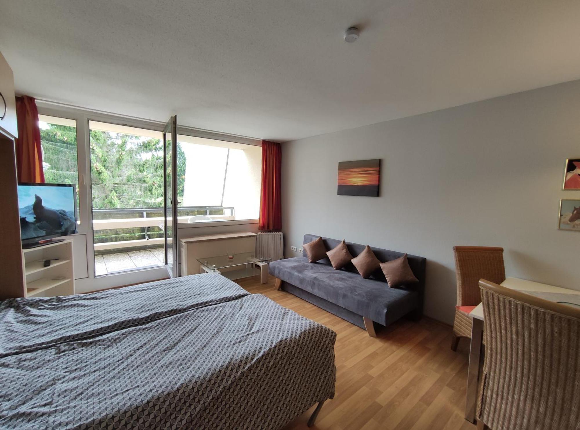 Mit Schwimmbad Ruheoase Apartment